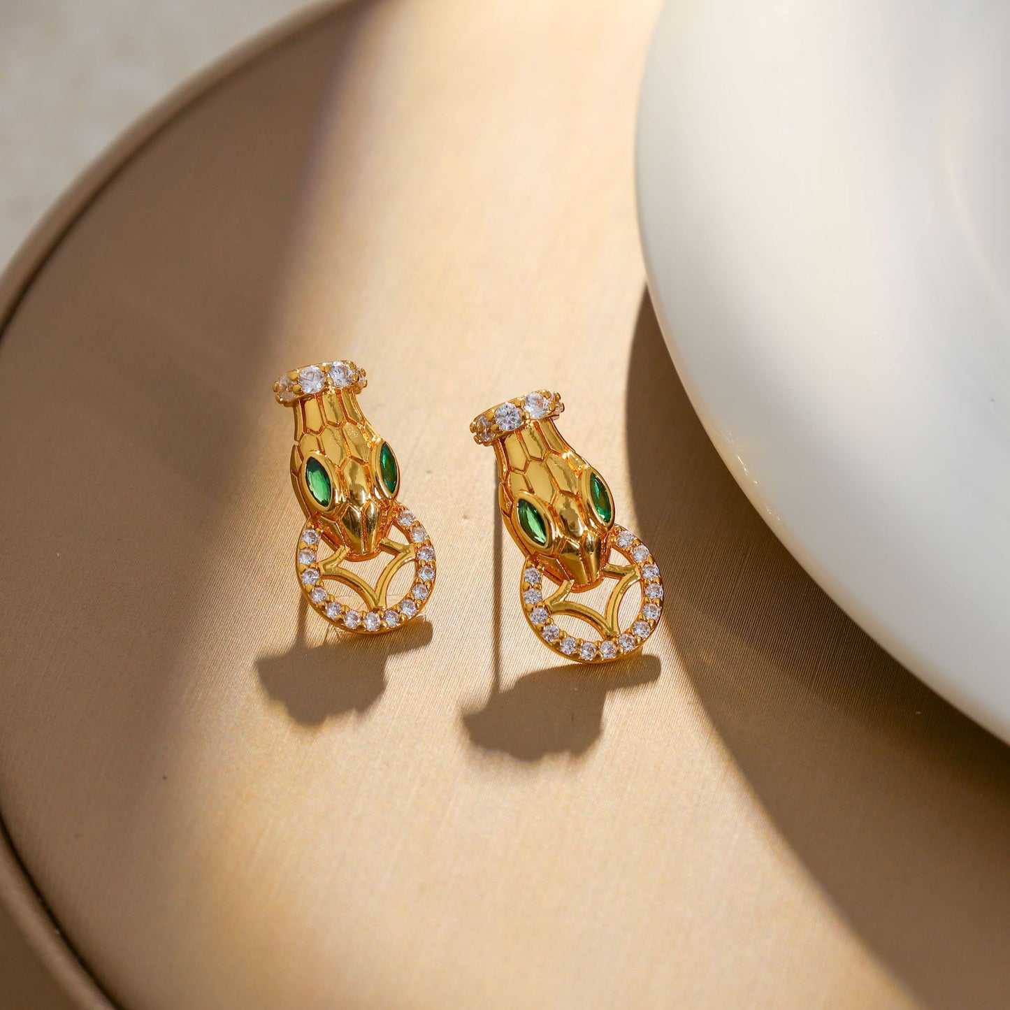 Olive green zircon earrings, exquisite retro and versatile earrings