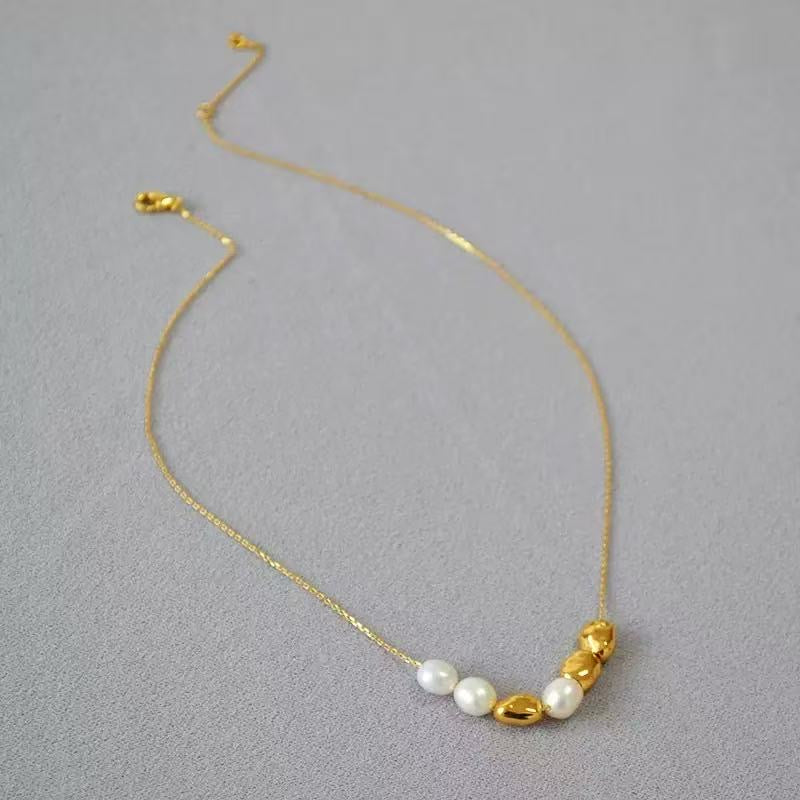 Natural freshwater pearl necklace, with a light luxury and high-end feel, simple design and elegant temperament, jewelry gift for women