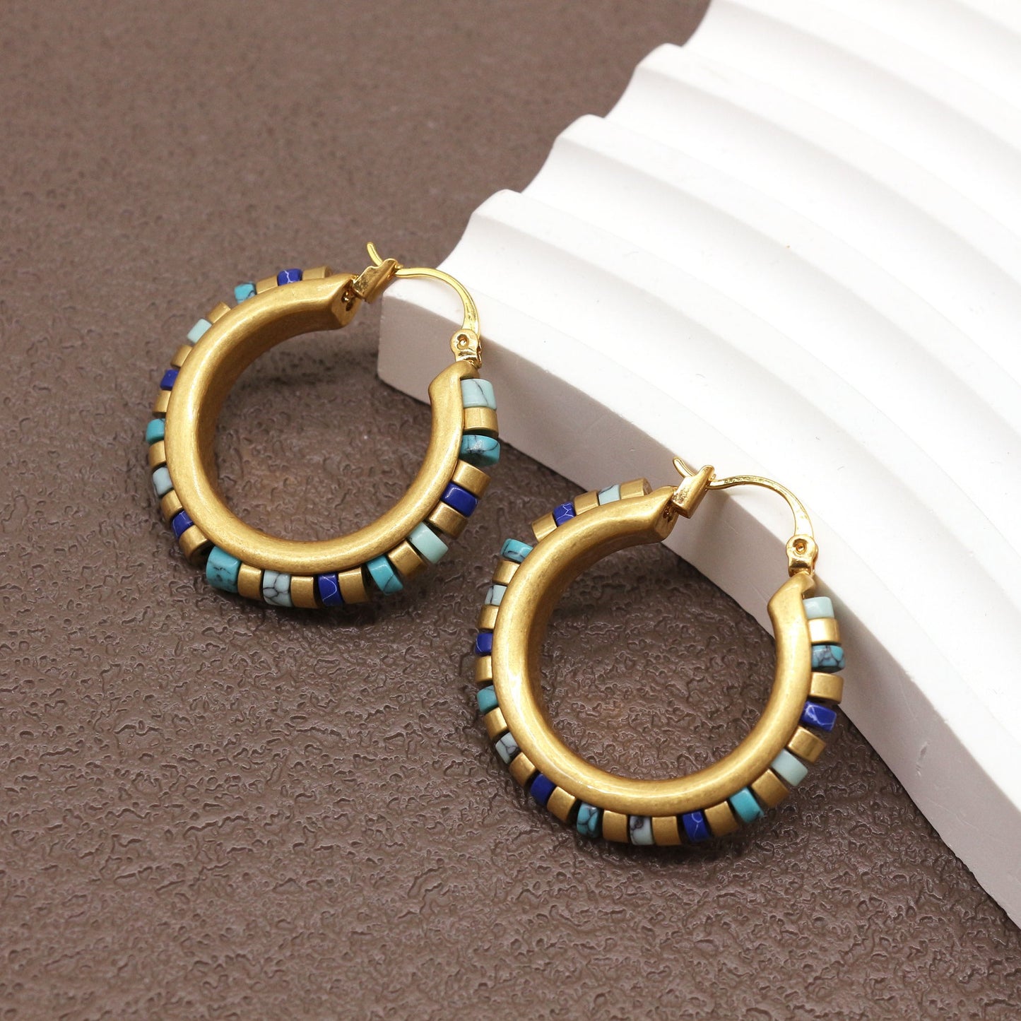French light luxury style, brass material, 18K gold electroplated, oval natural tiger's eye stone earrings