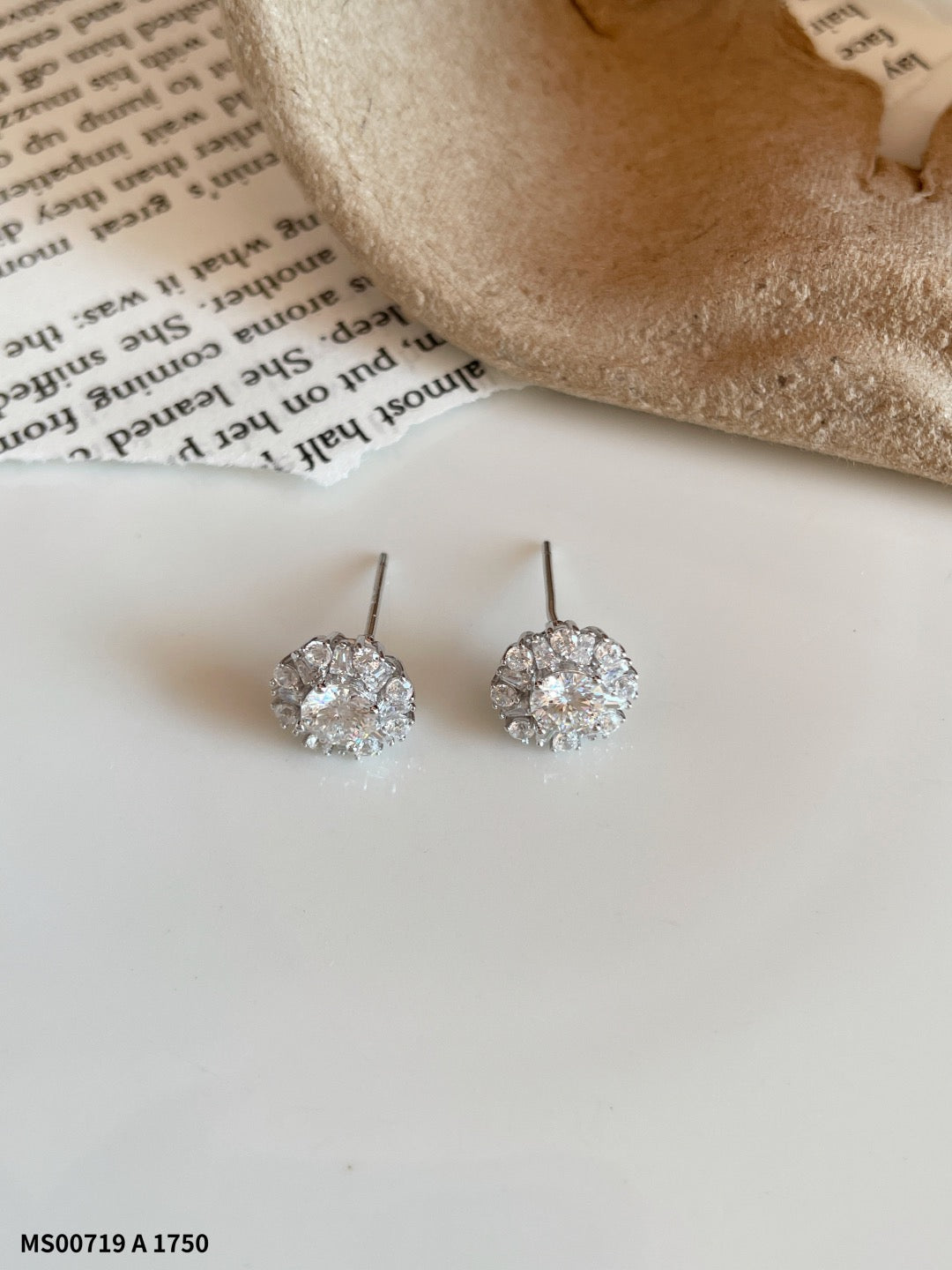 Moissanite series earrings