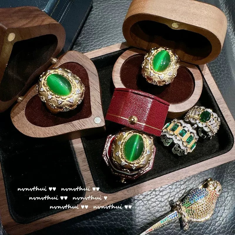 Gabrielle Green Park gem ring Sizzlo yarn plated with 18K gold lace honeycomb zircon ring in ancient times.