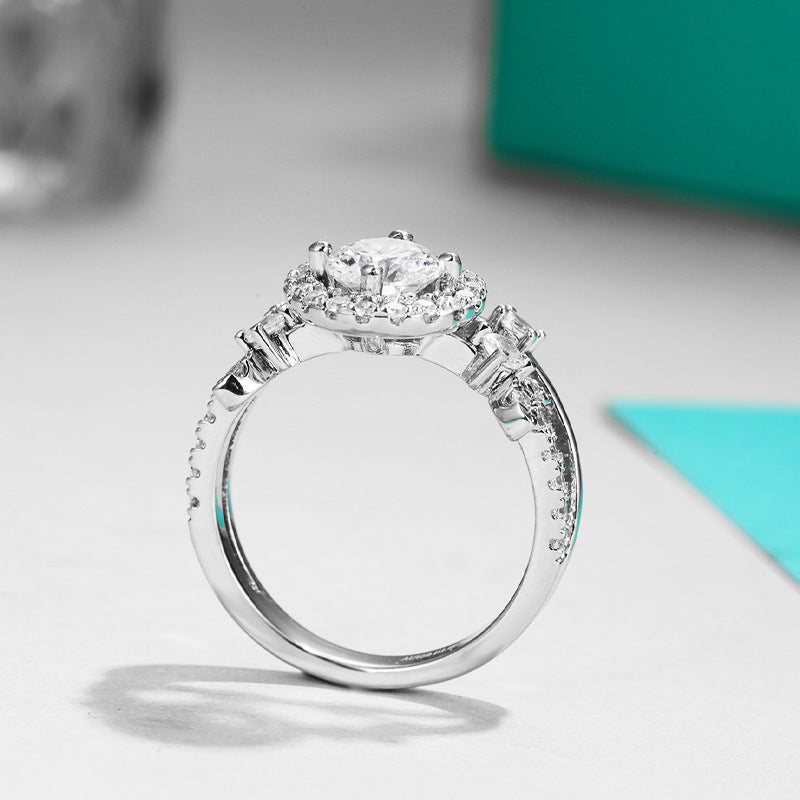 Authentic D-color moissanite inlaid sunrise female ring PT950 platinum four-claw fashion round micro-inlaid ring