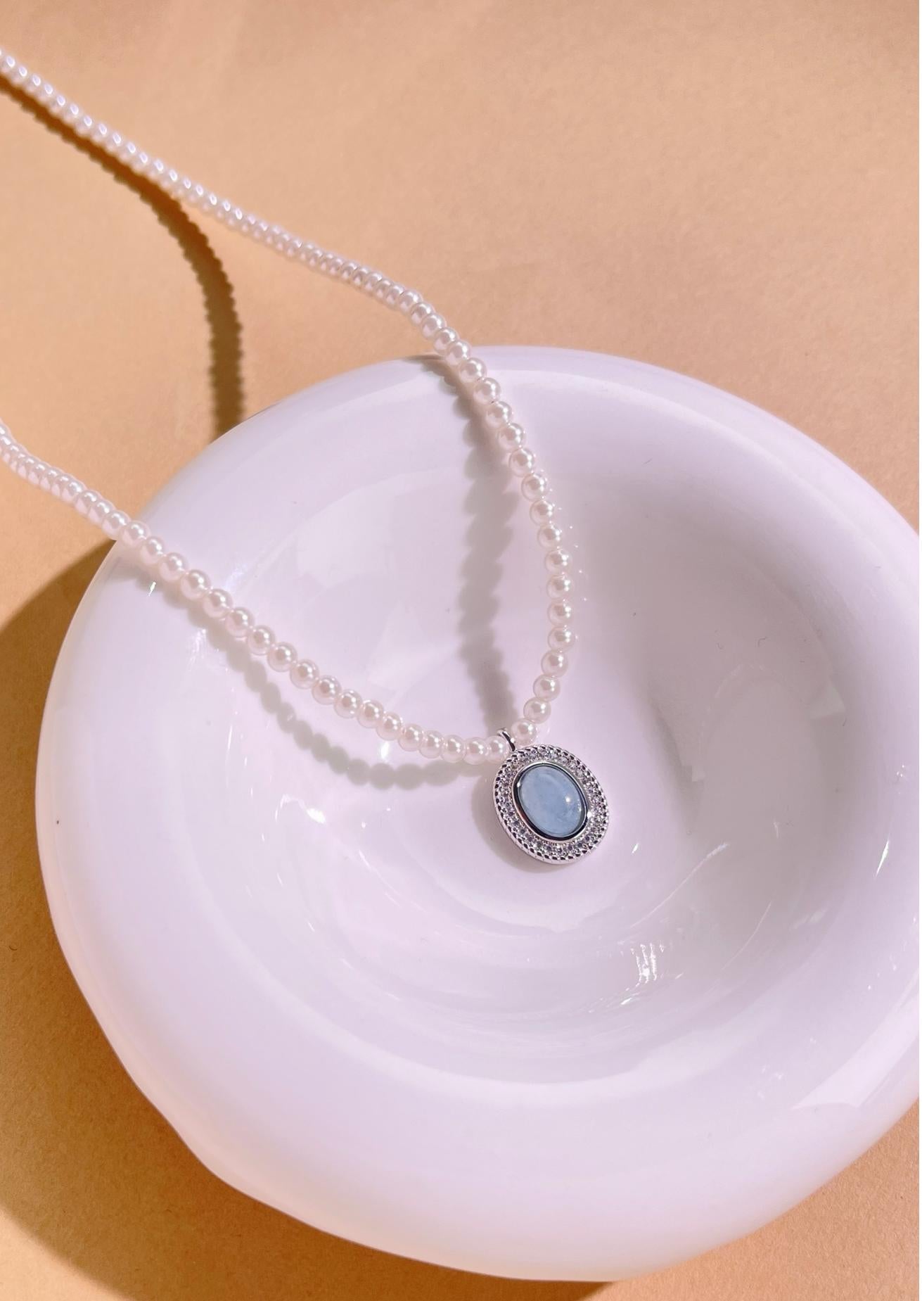 Natural freshwater pearl necklace, with a light luxury and high-end feel, simple design and elegant temperament, is a jewelry gift for women