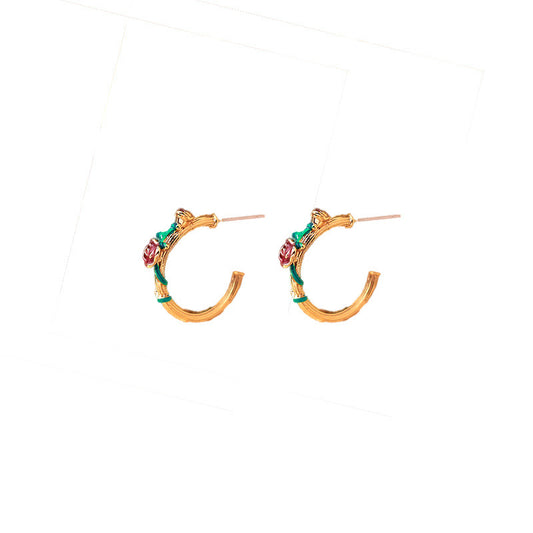 New enamel earrings with rose relief shape, personalized retro earrings, light luxury style, French high-end earrings