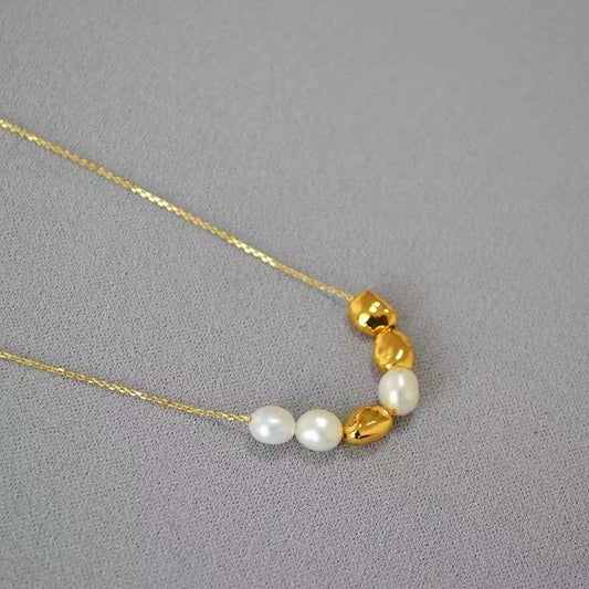 Natural freshwater pearl necklace, with a light luxury and high-end feel, simple design and elegant temperament, jewelry gift for women