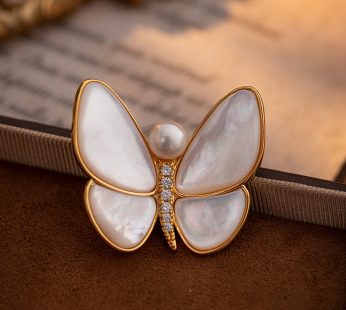 vintage pearl style butterfly brooch