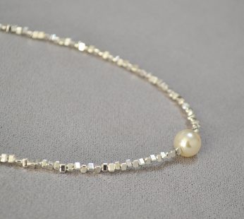 silver pieces with white pearl necklace ,Korean style necklace001