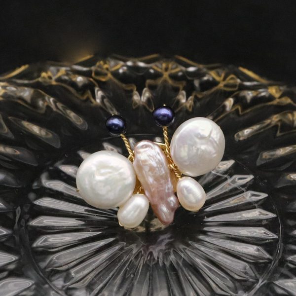 baroque pearls brooch butterfly design