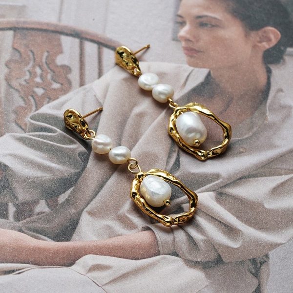 Elegant Natural Pearl Earrings 18K Gold Plated